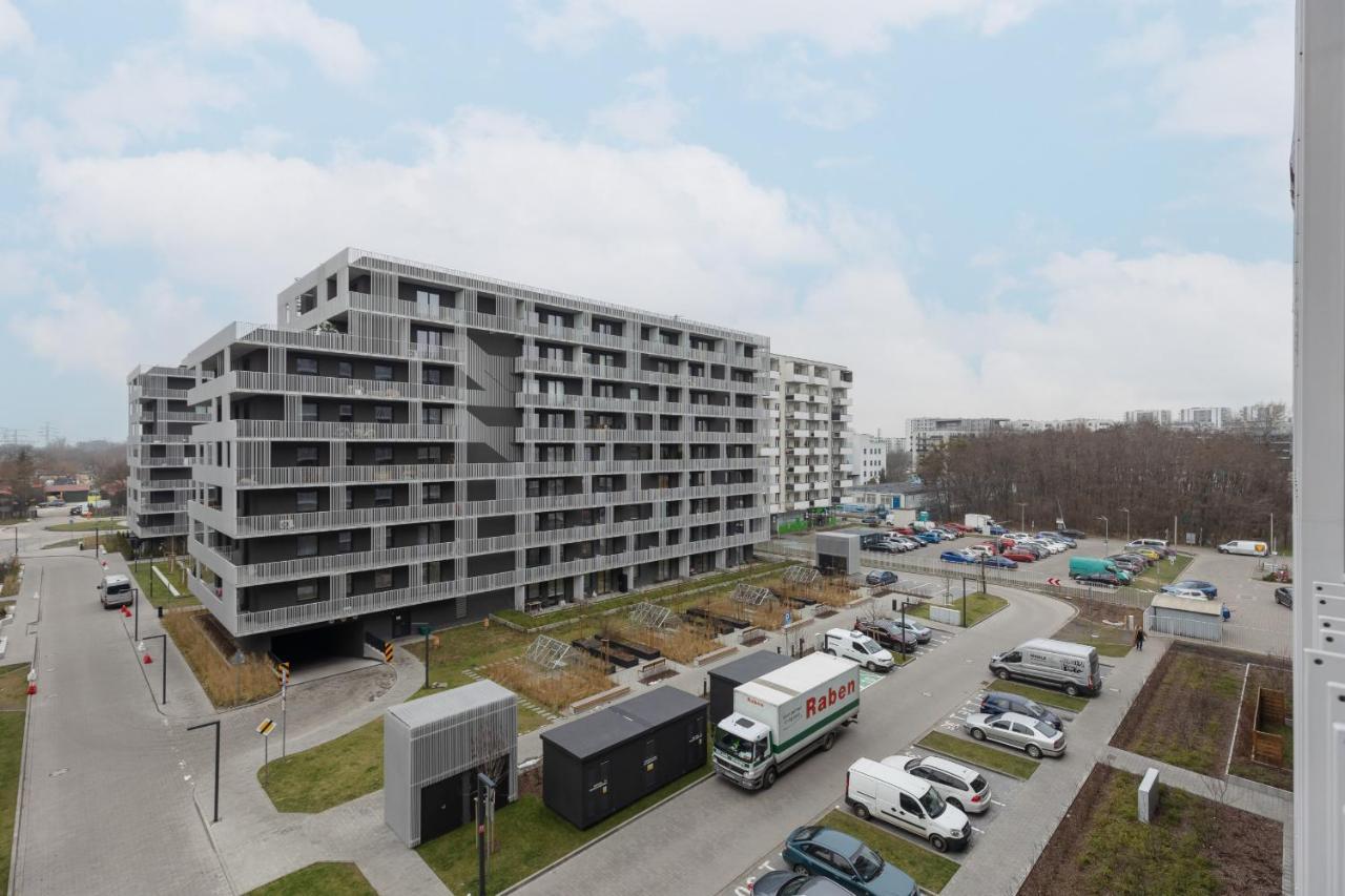 Wola Spacious Flat With Air Conditioning & Balcony By Noclegi Renters Warszawa Eksteriør billede