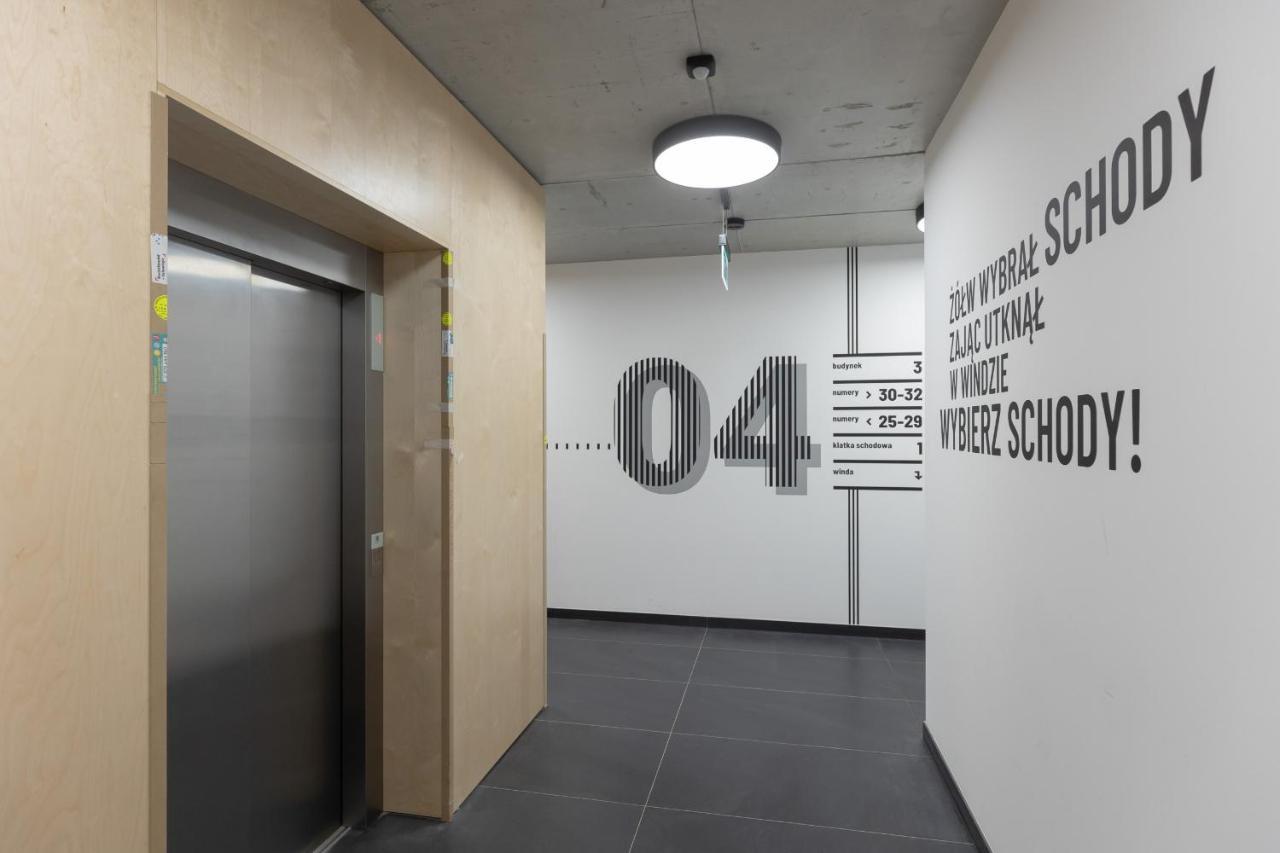 Wola Spacious Flat With Air Conditioning & Balcony By Noclegi Renters Warszawa Eksteriør billede